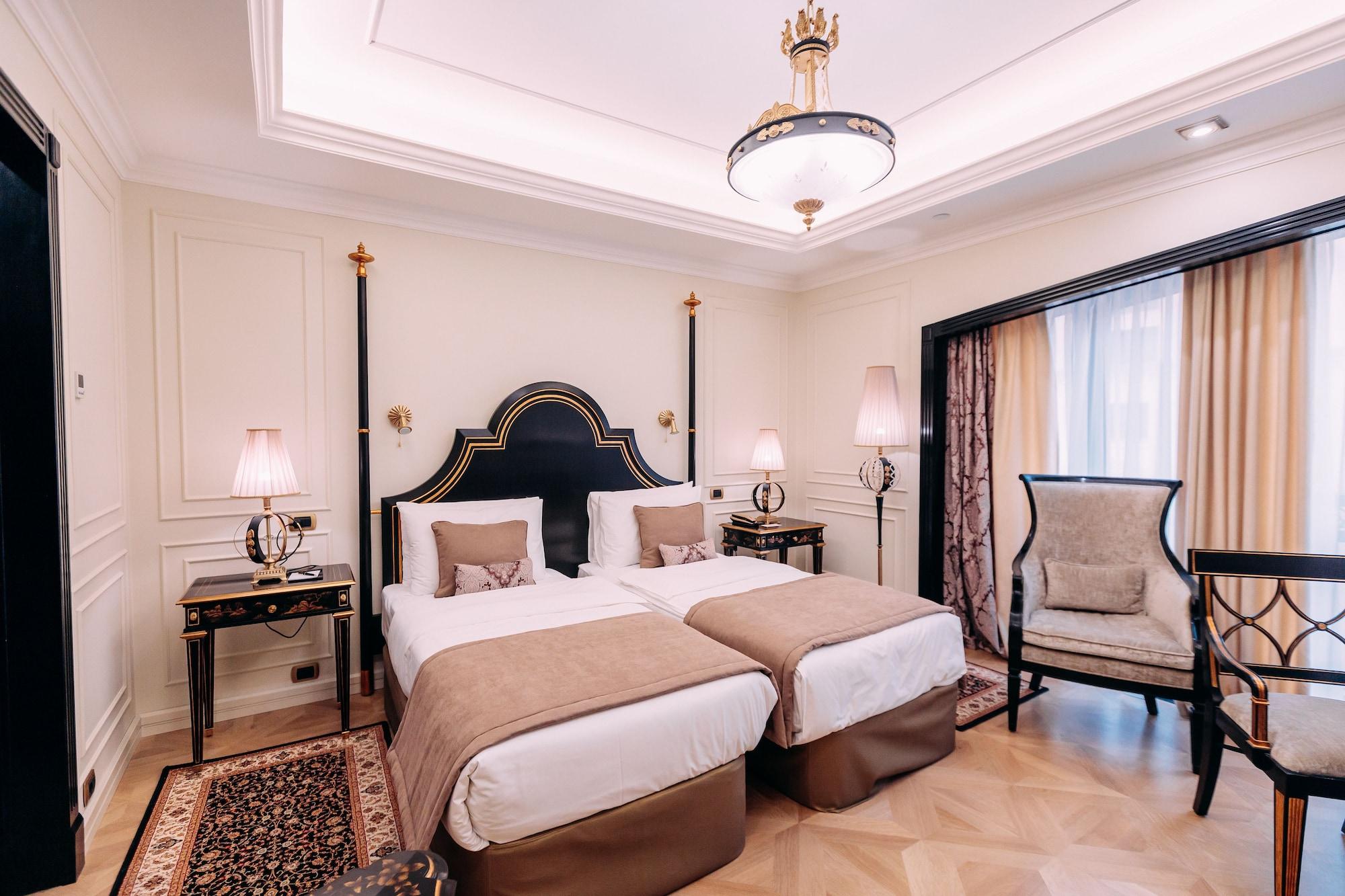 Golden Palace Hotel エレバン エクステリア 写真