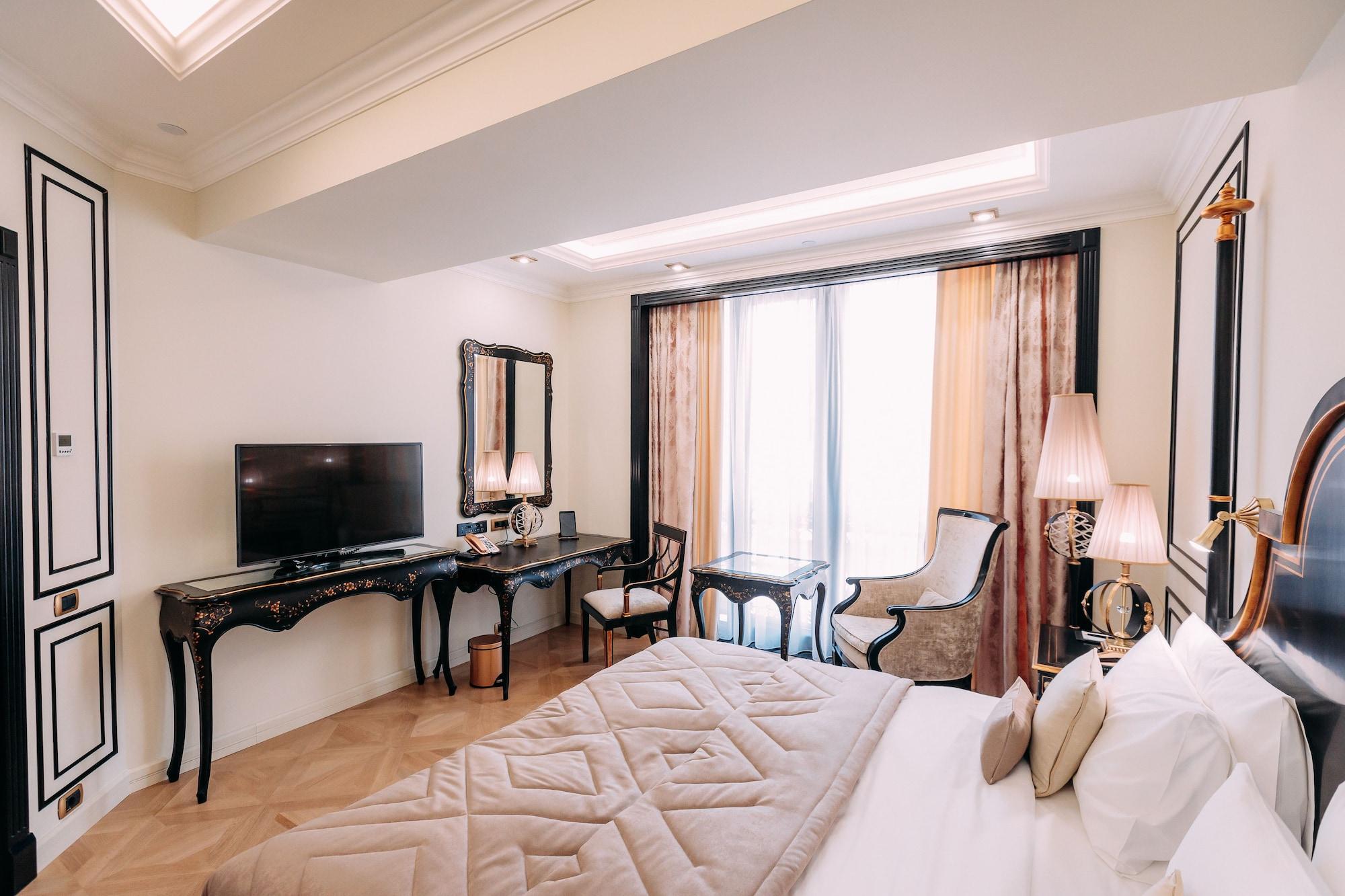 Golden Palace Hotel エレバン エクステリア 写真