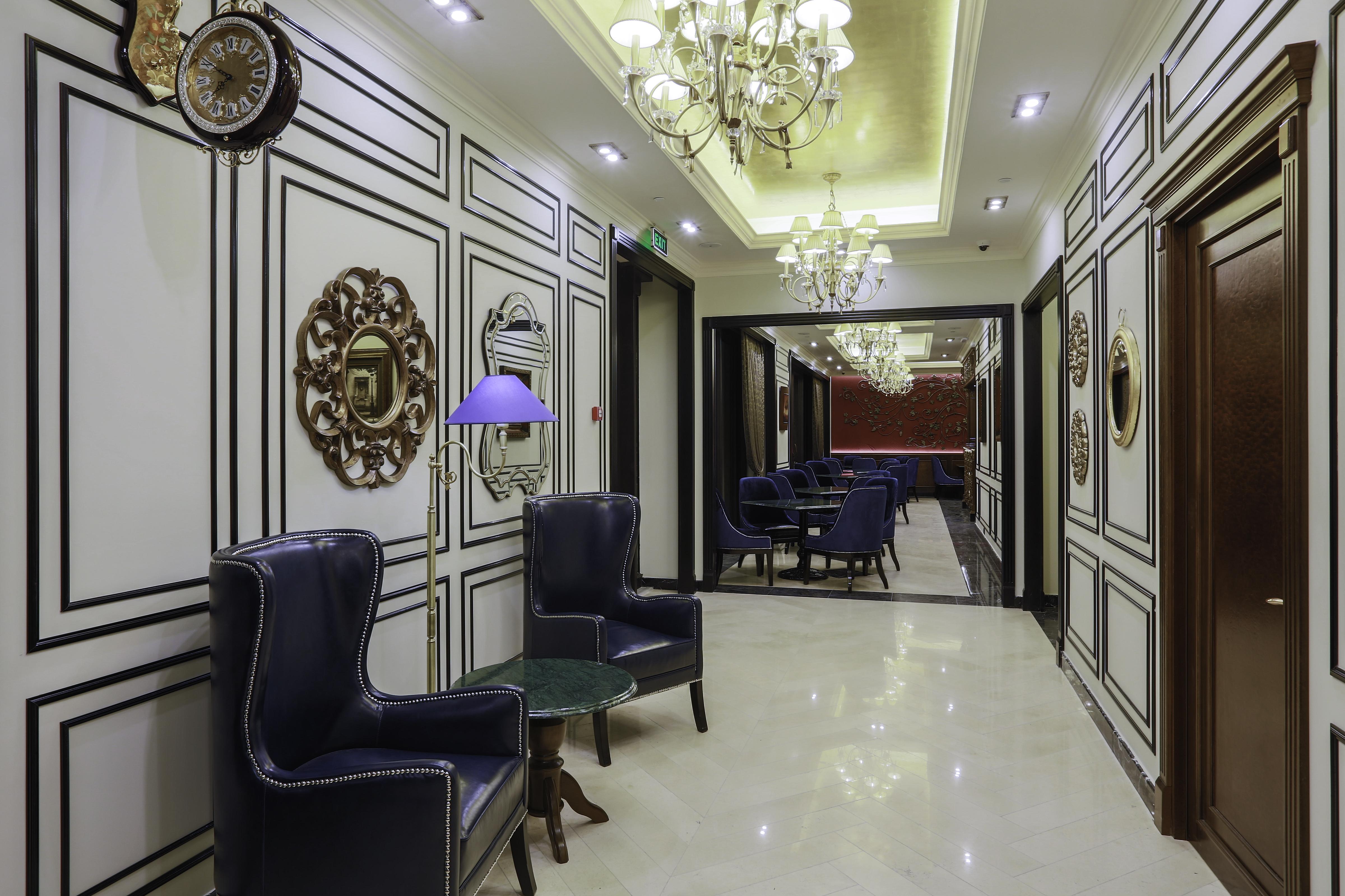 Golden Palace Hotel エレバン エクステリア 写真