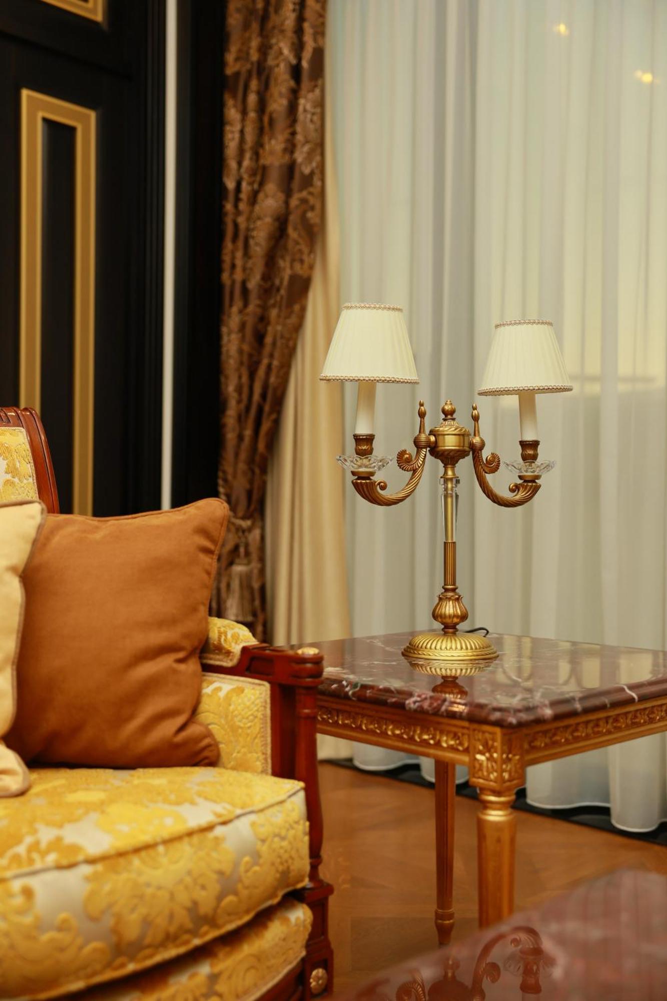 Golden Palace Hotel エレバン エクステリア 写真